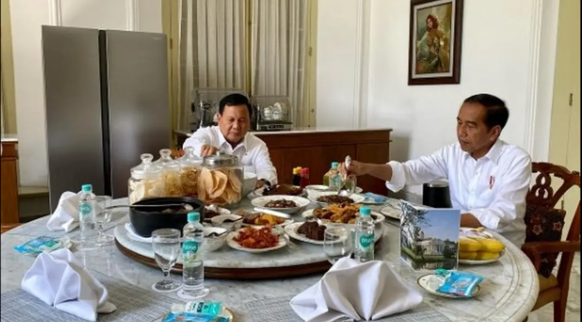 Jokowi Setujui Prabowo Jadi Capres dan Izinkan Cuti untuk Daftar ke KPU