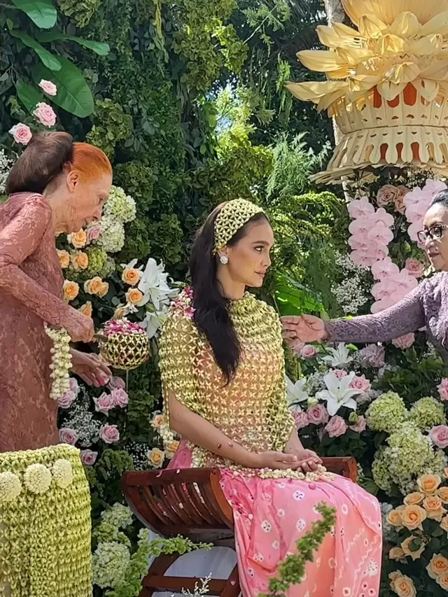 Luna Maya Gelar Acara Siraman di Bali, Airnya dari Tujuh Sumber Mata Air