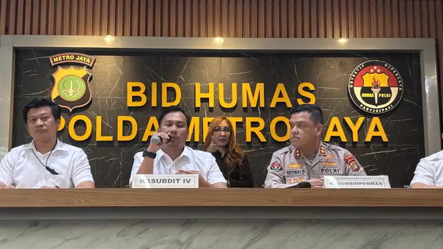 Direktorat Siber Polda Metro Jaya membongkar pemerasan dengan modus video call sex atau VCS.
