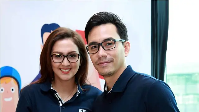 Harmonisnya Keluarga Darius Sinathrya dan Donna Agnesia, Salah Satu Rahasianya Komunikasi Terbuka dengan Anak