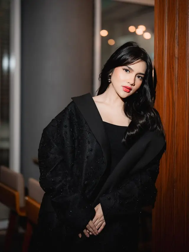 Davina Karamoy Riset Kehidupan CEO Demi Serial Main Hati, Singgung Karakter Tak Percaya Cinta