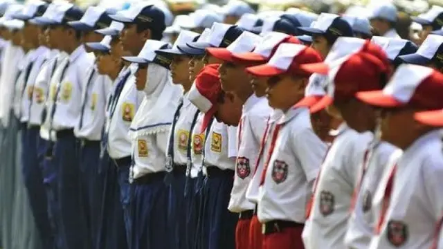 40 Sekolah Swasta Gratis Dimulai Tahun Ajaran Baru 2025-2026,Ilustrasi siswa/siswi sekolah.