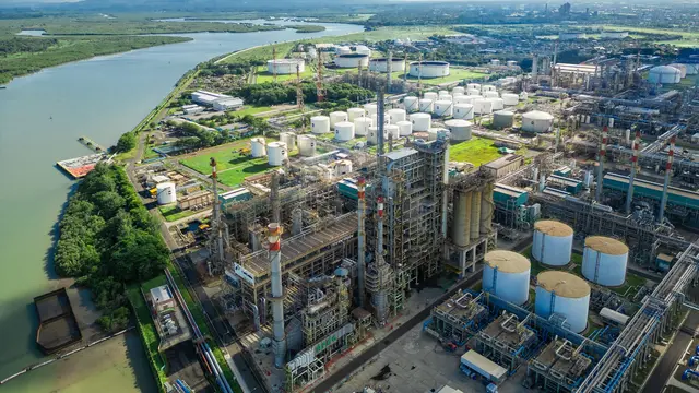 Pertamina Replikasi Proyek Avtur,Kilang minyak Pertamina. (Foto: Istimewa)