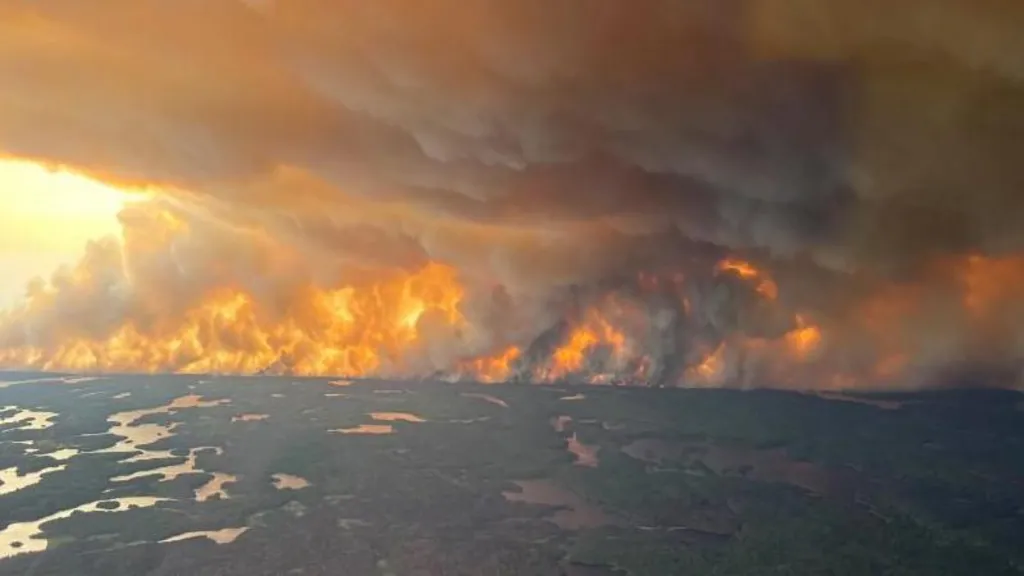 Kebakaran Hutan Di Manitoba