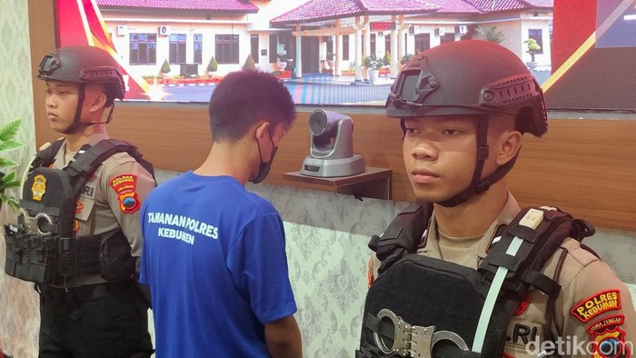 Kepsek SD Dibunuh Dukun Pesugihan Pakai 'Air Doa' Campur Sianida