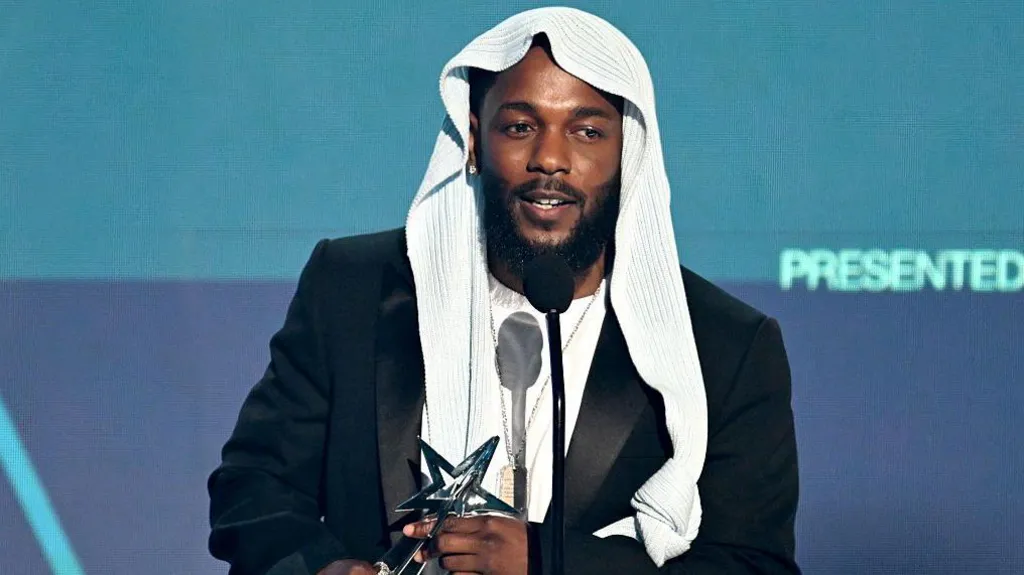 Kendrick Lamar Mendominasi Penghargaan