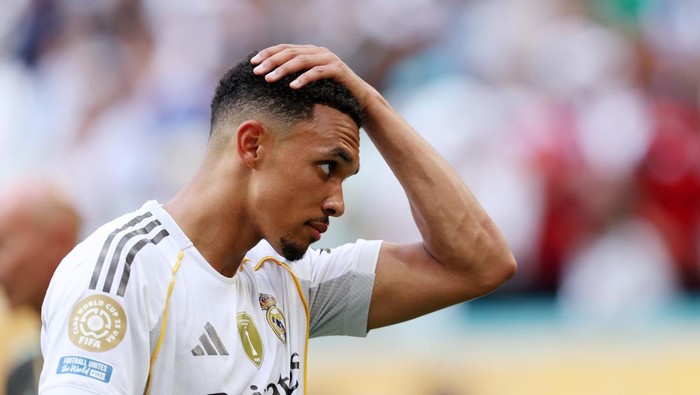 Trent Alexander-Arnold di Real Madrid. (Foto: Dan Mullan/Getty Images)